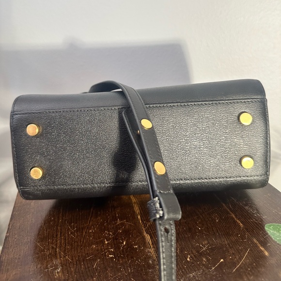 Kate Spade Katy small textured leather Black and gold Handbag crossbody preloved - Picture 6 of 15